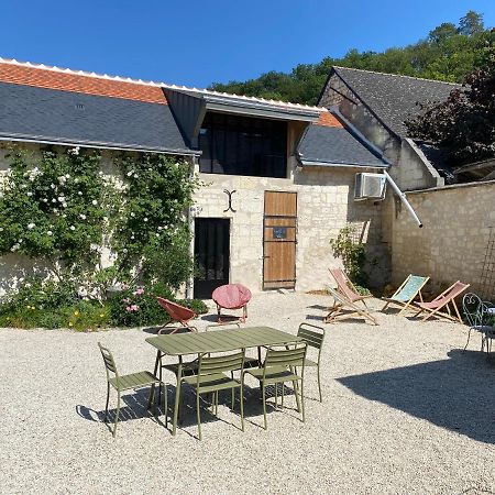 Studio Indre Climatise, La Halte De Cuze, Aux Abords De La Loire A Velo Huismes Exterior photo