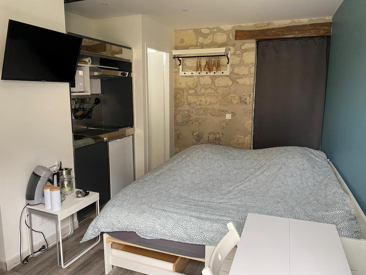 Studio Indre Climatise, La Halte De Cuze, Aux Abords De La Loire A Velo Huismes Exterior photo